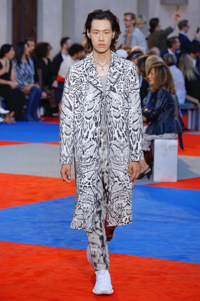 Look 6